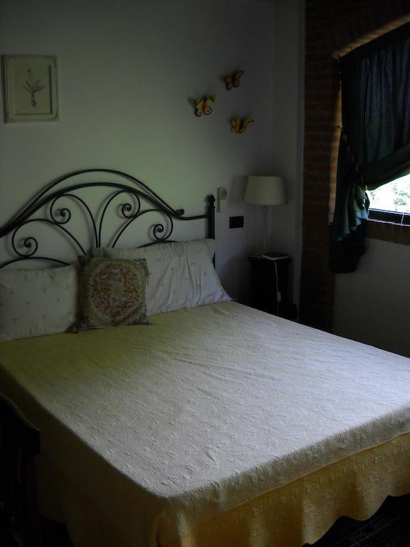 Agriturismo Maiocchi Villa Borgarello Room photo