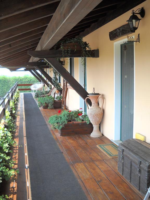 Agriturismo Maiocchi Villa Borgarello Exterior photo